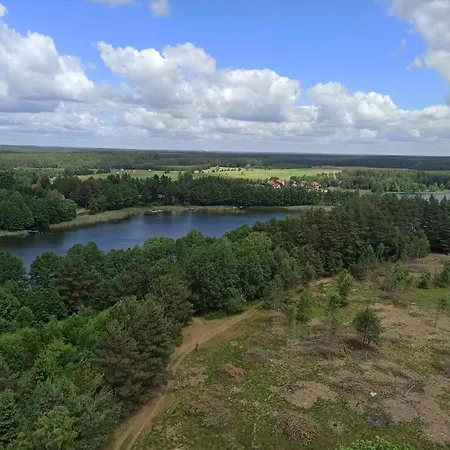 Spory Domek - Dom Z Basenem Nad Jeziorem *